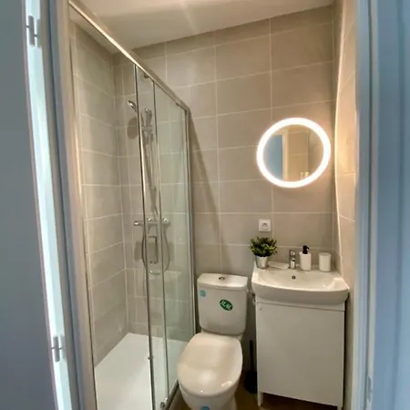 T2 Rue Claude Genin En Duplex Гренобль